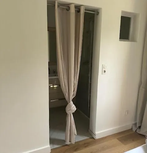 Climatisé Avec Terrasse Privative *