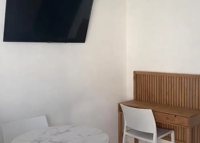 Climatisé Avec Terrasse Privative Appartamento